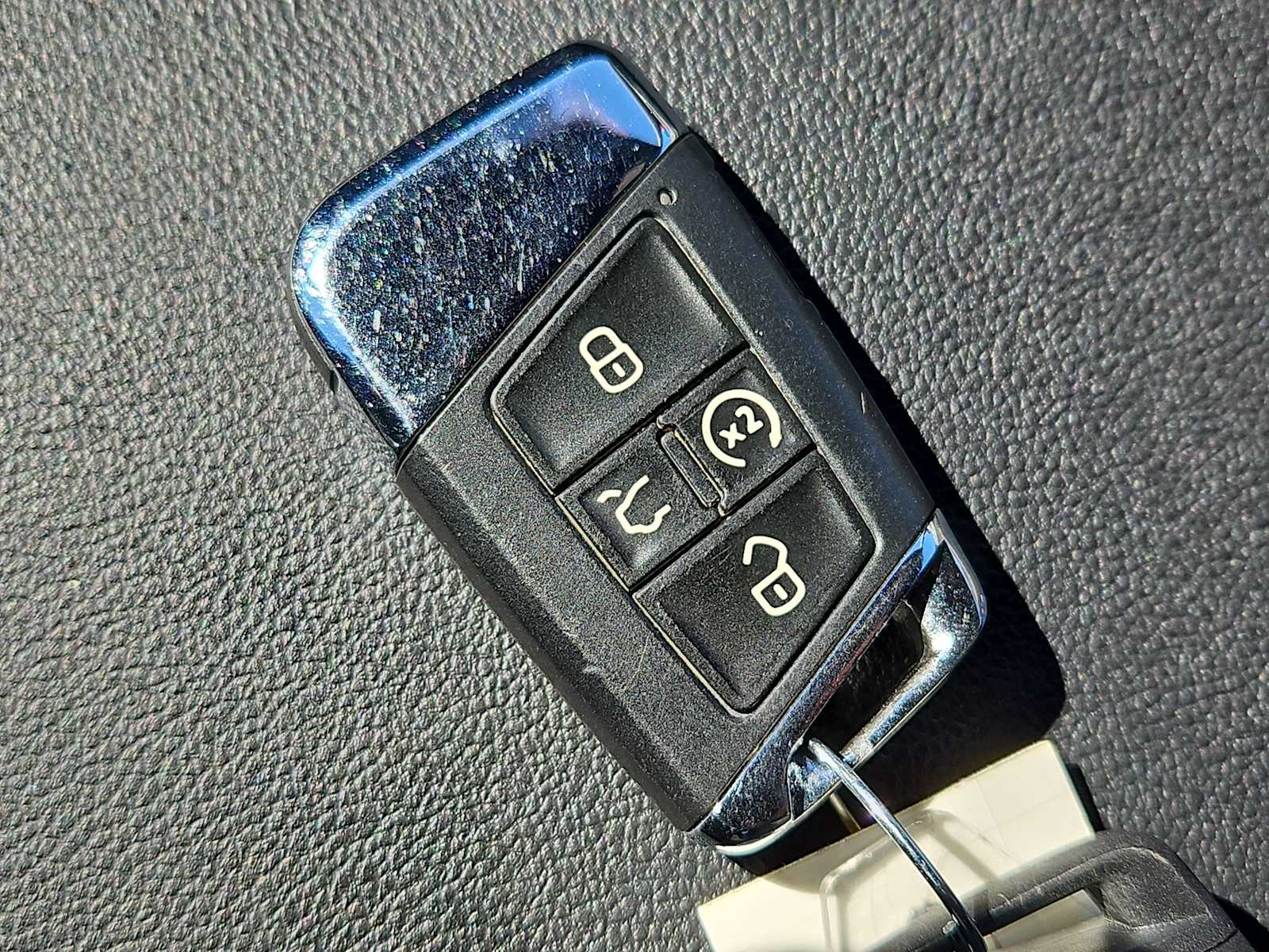 Thumbnail: 2021 Volkswagen Atlas - 34