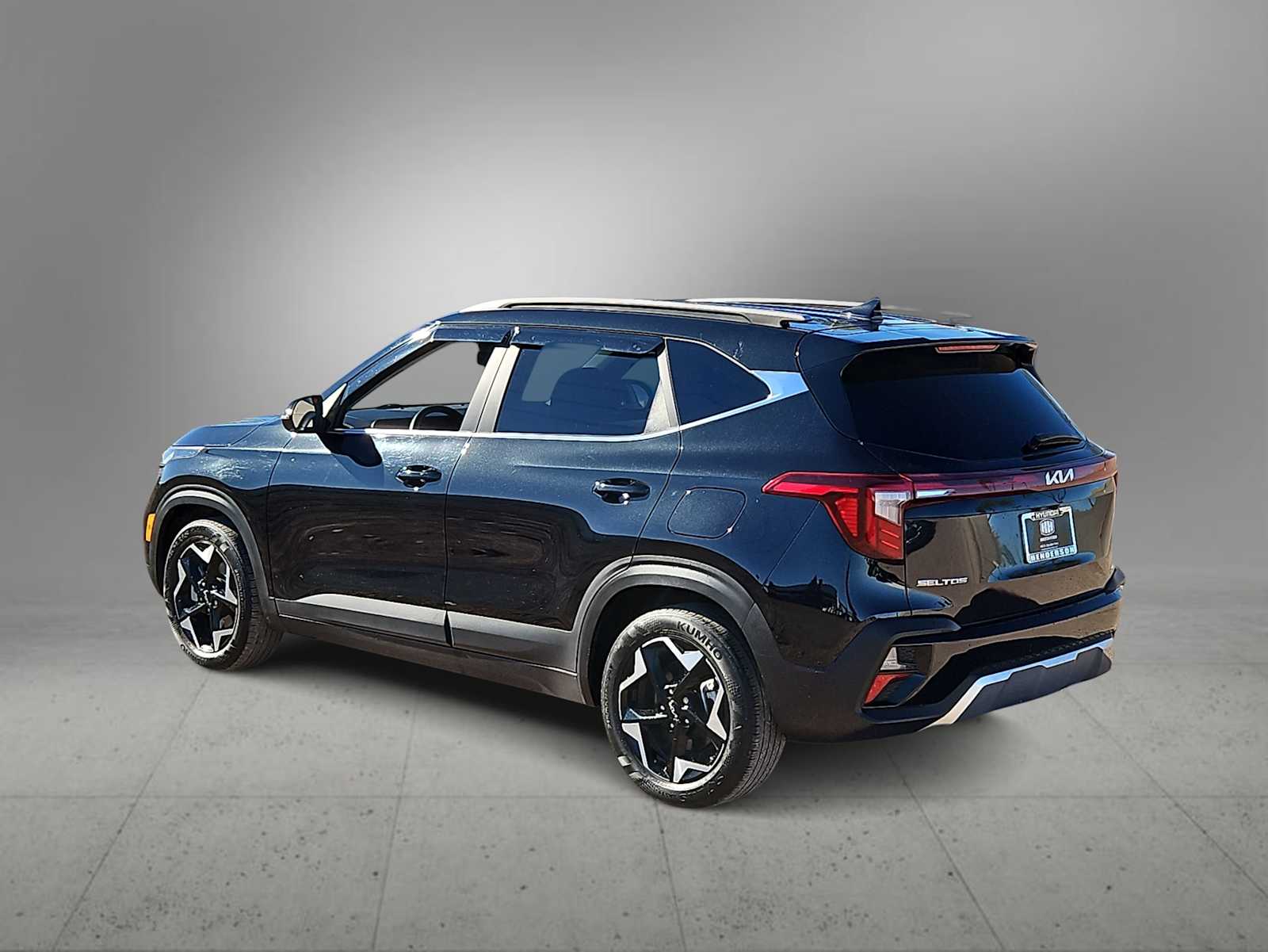 Thumbnail: 2024 Kia Seltos - 6