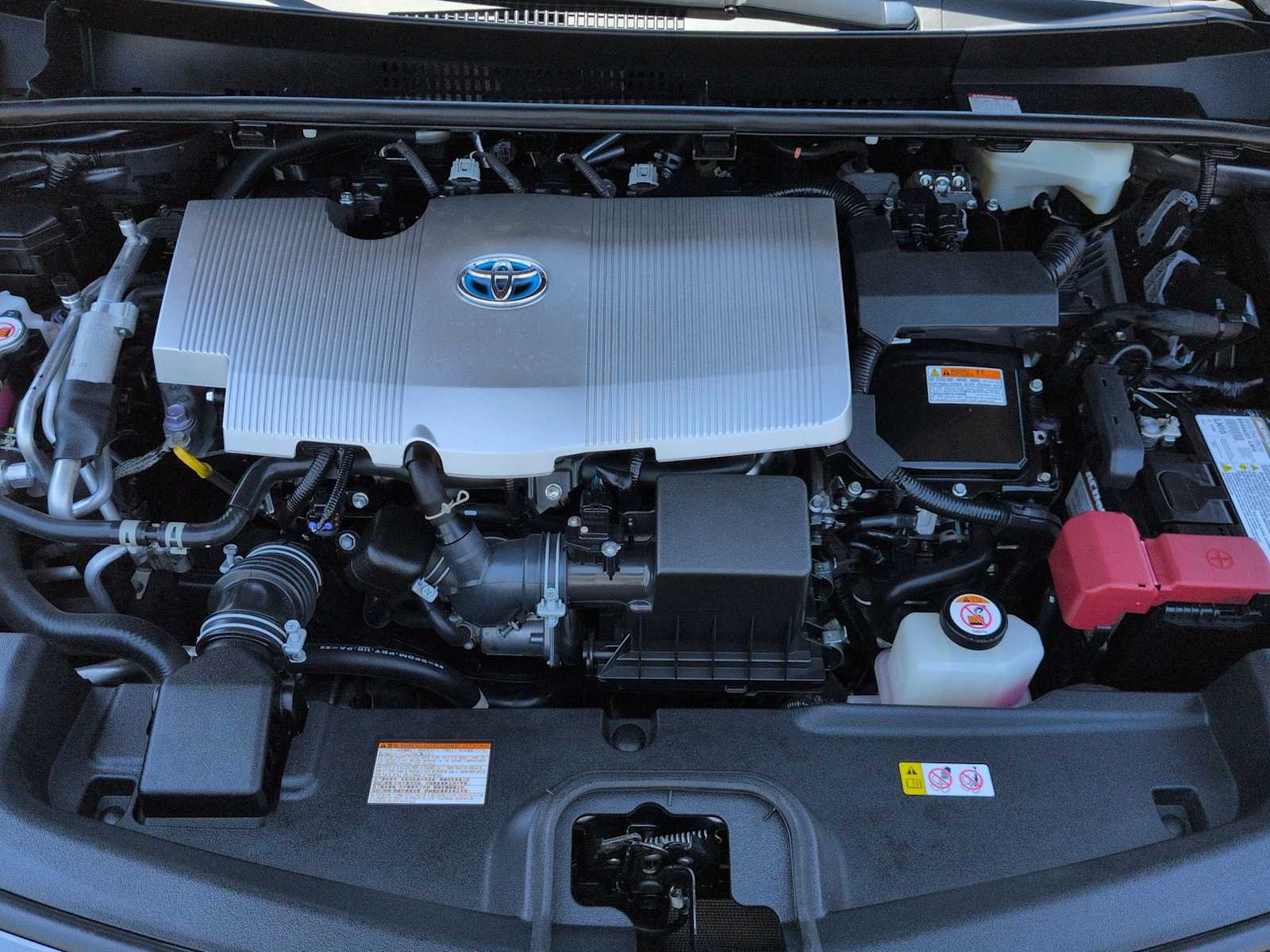 Thumbnail: 2021 Toyota Prius Prime - 14