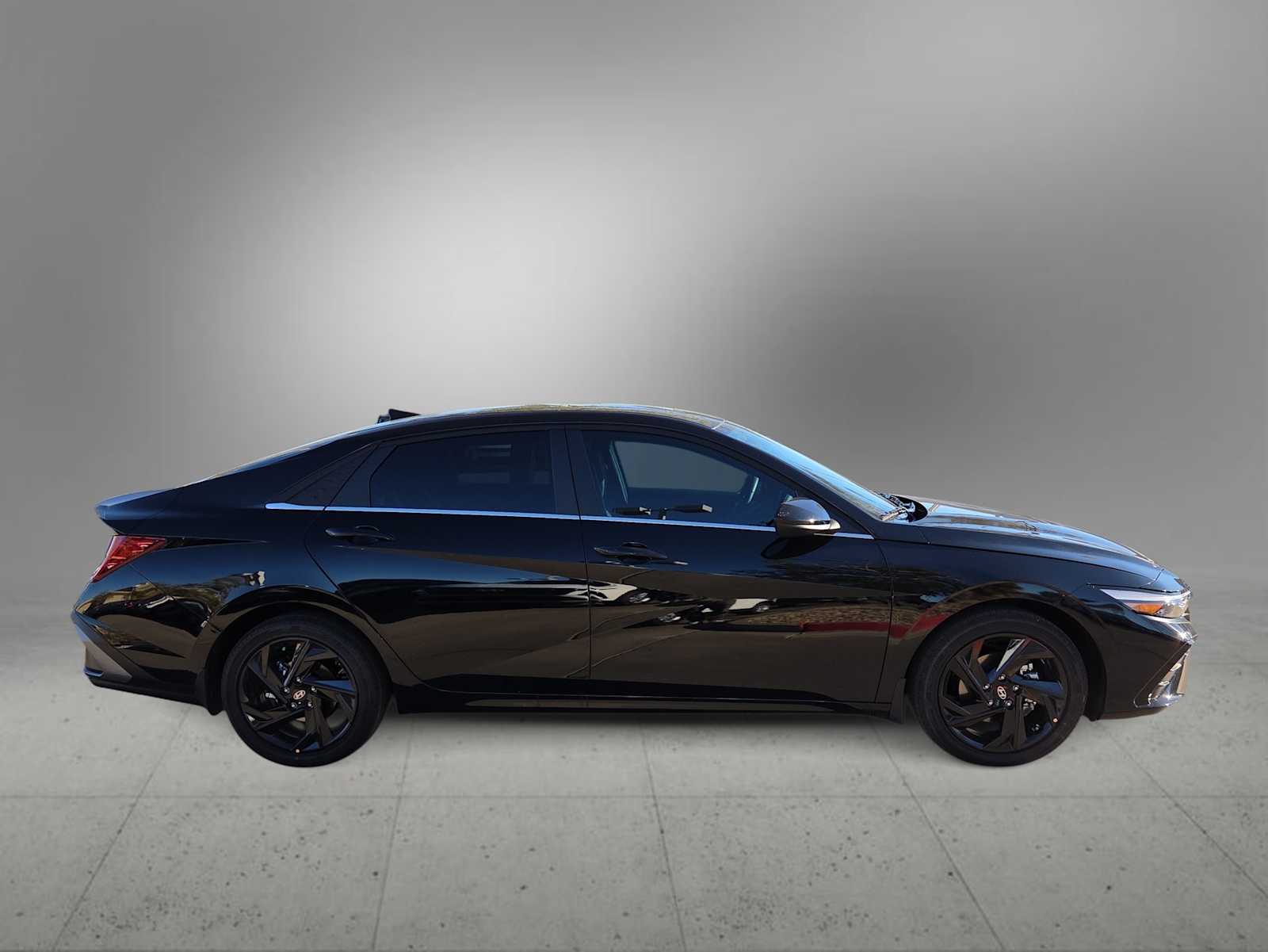 Thumbnail: 2026 Hyundai Elantra - 9