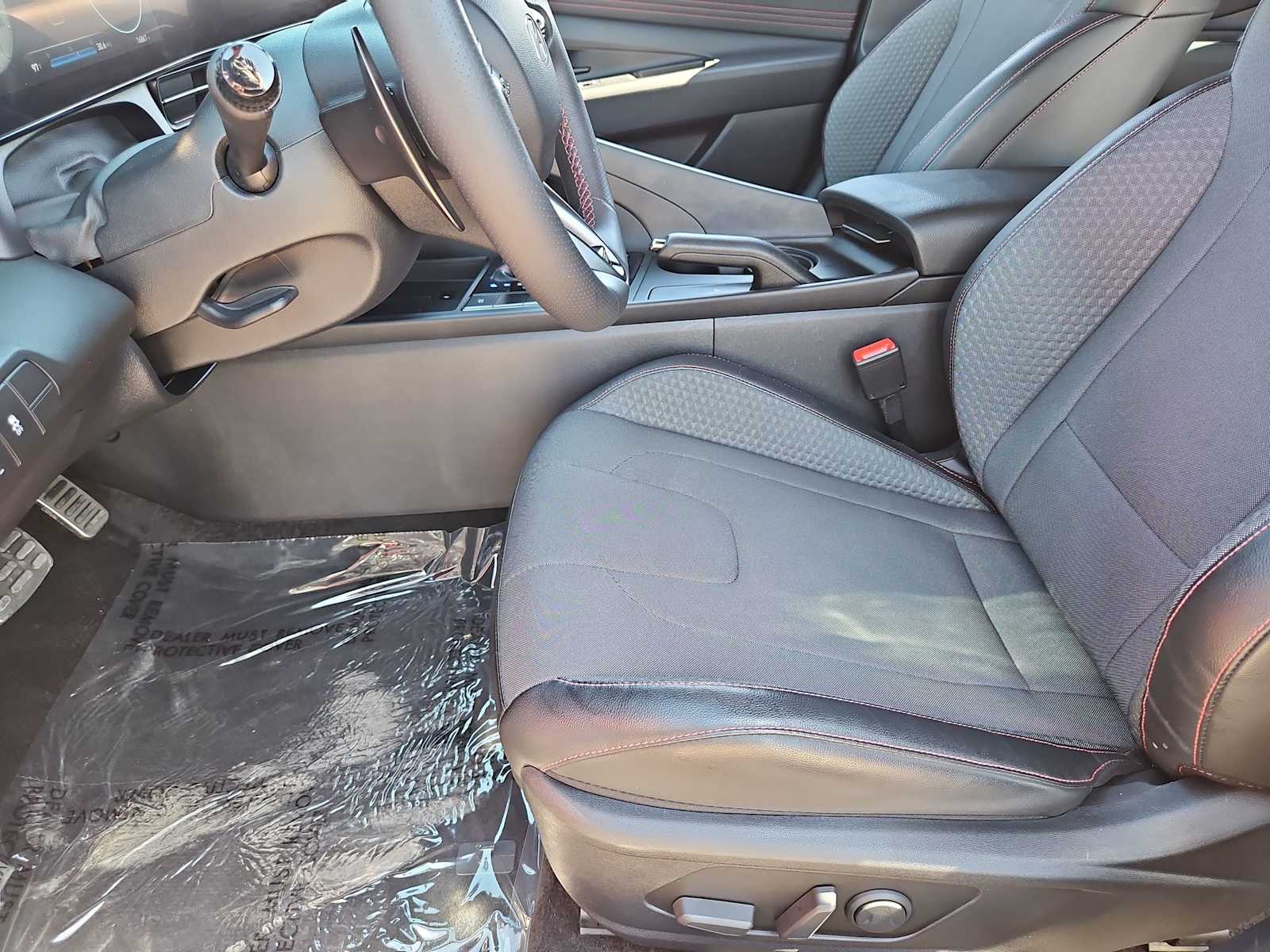 Thumbnail: 2024 Hyundai Elantra - 16