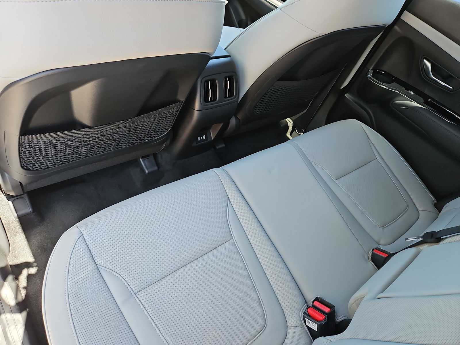 Thumbnail: 2025 Hyundai Santa Cruz - 18