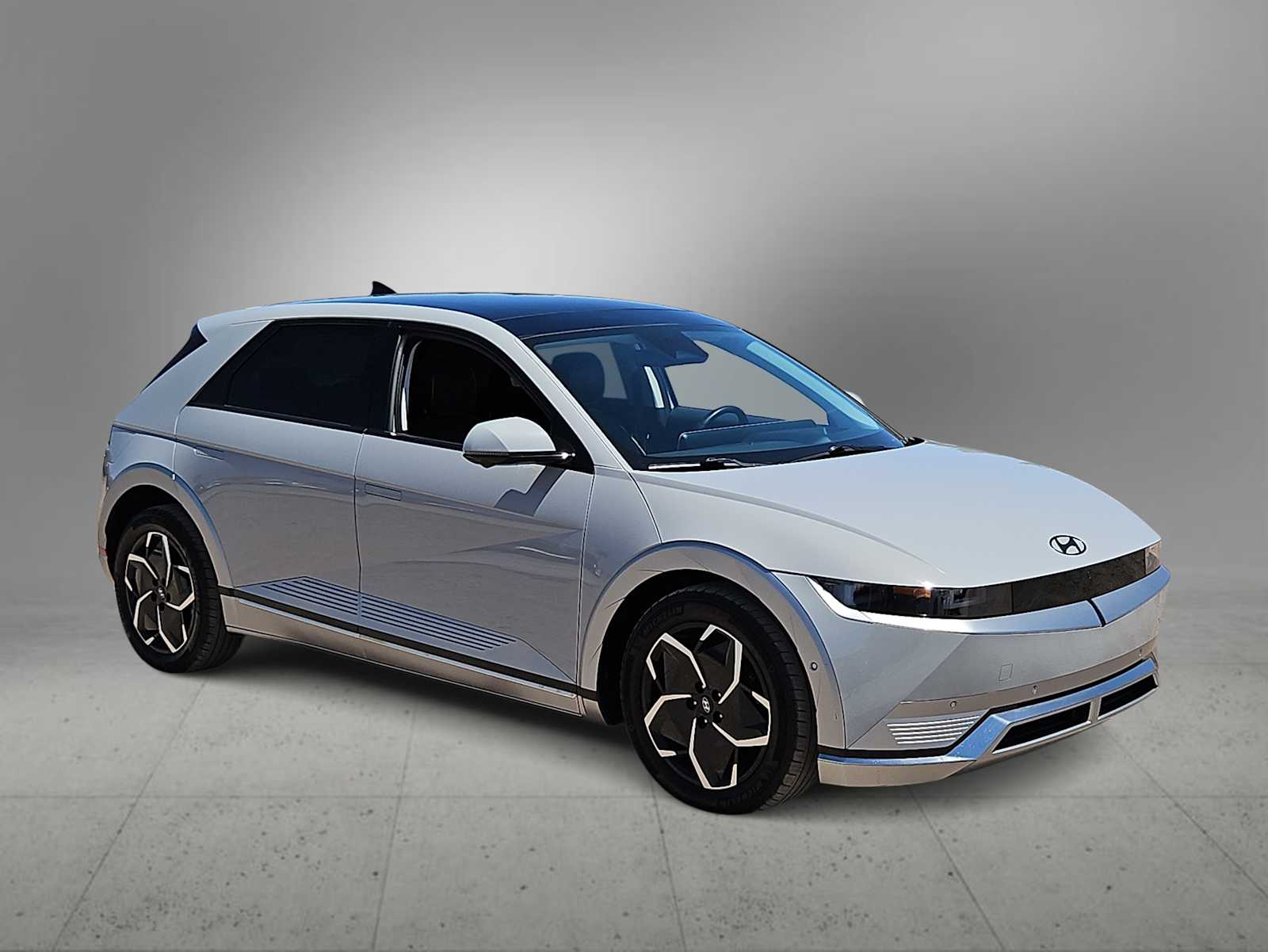 Thumbnail: 2024 Hyundai Ioniq 5 - 2