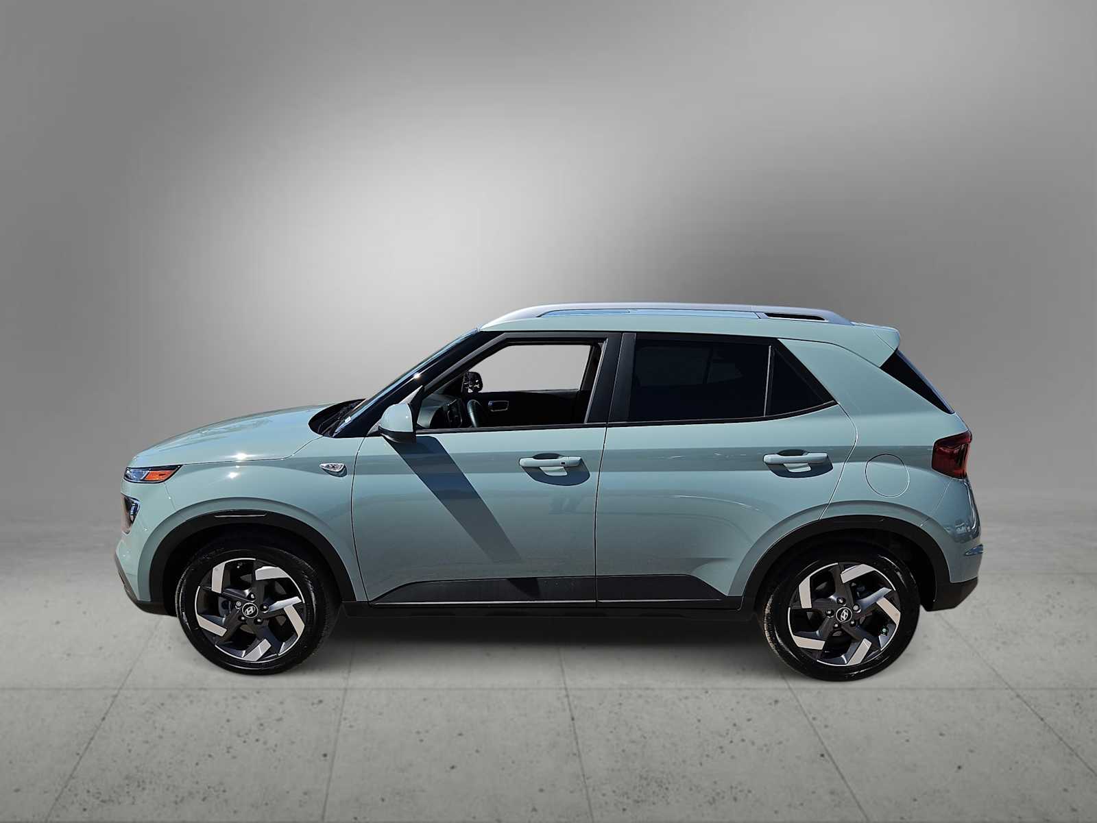 Thumbnail: 2026 Hyundai Venue - 5