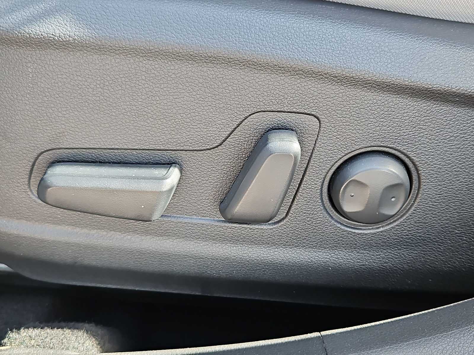 Thumbnail: 2023 Hyundai Kona - 18