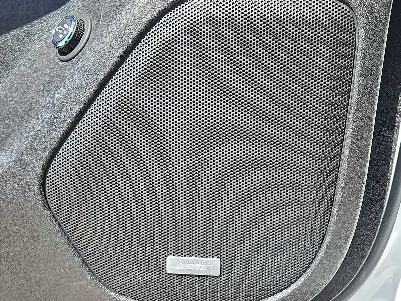 Thumbnail: 2023 GMC Acadia - 31