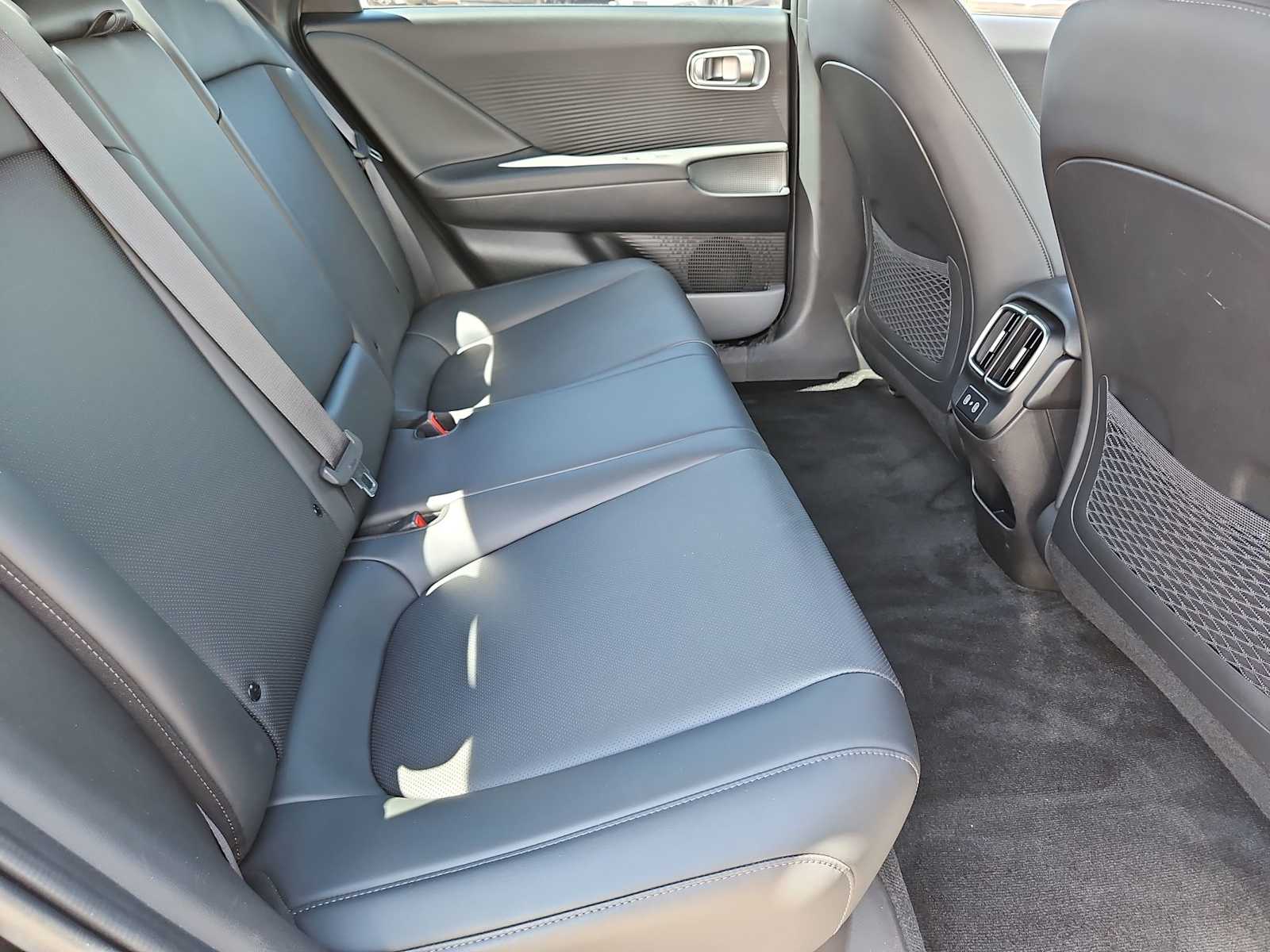 Thumbnail: 2024 Hyundai Ioniq 6 - 19