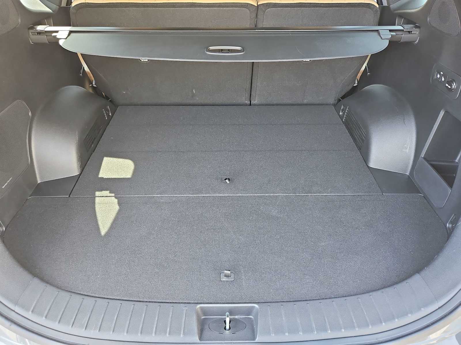 Thumbnail: 2023 Hyundai Santa Fe - 35