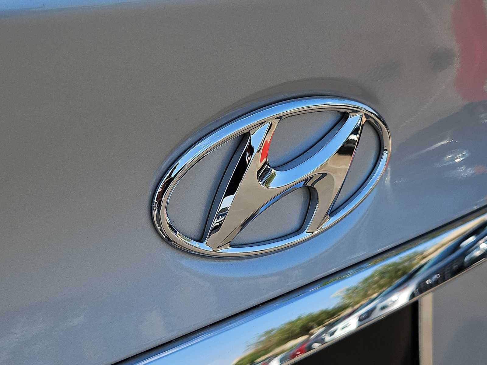 Thumbnail: 2013 Hyundai Sonata - 10