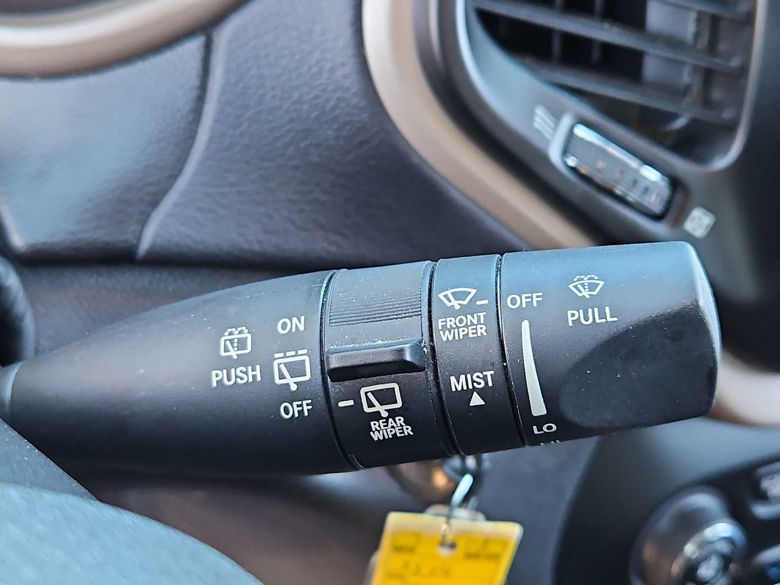 Thumbnail: 2017 Jeep Cherokee - 26