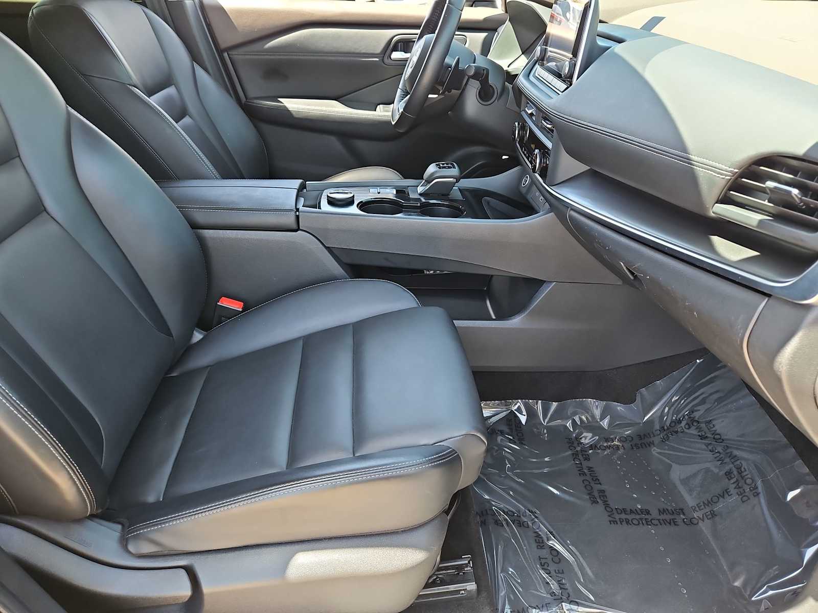 Thumbnail: 2023 Nissan Rogue - 21