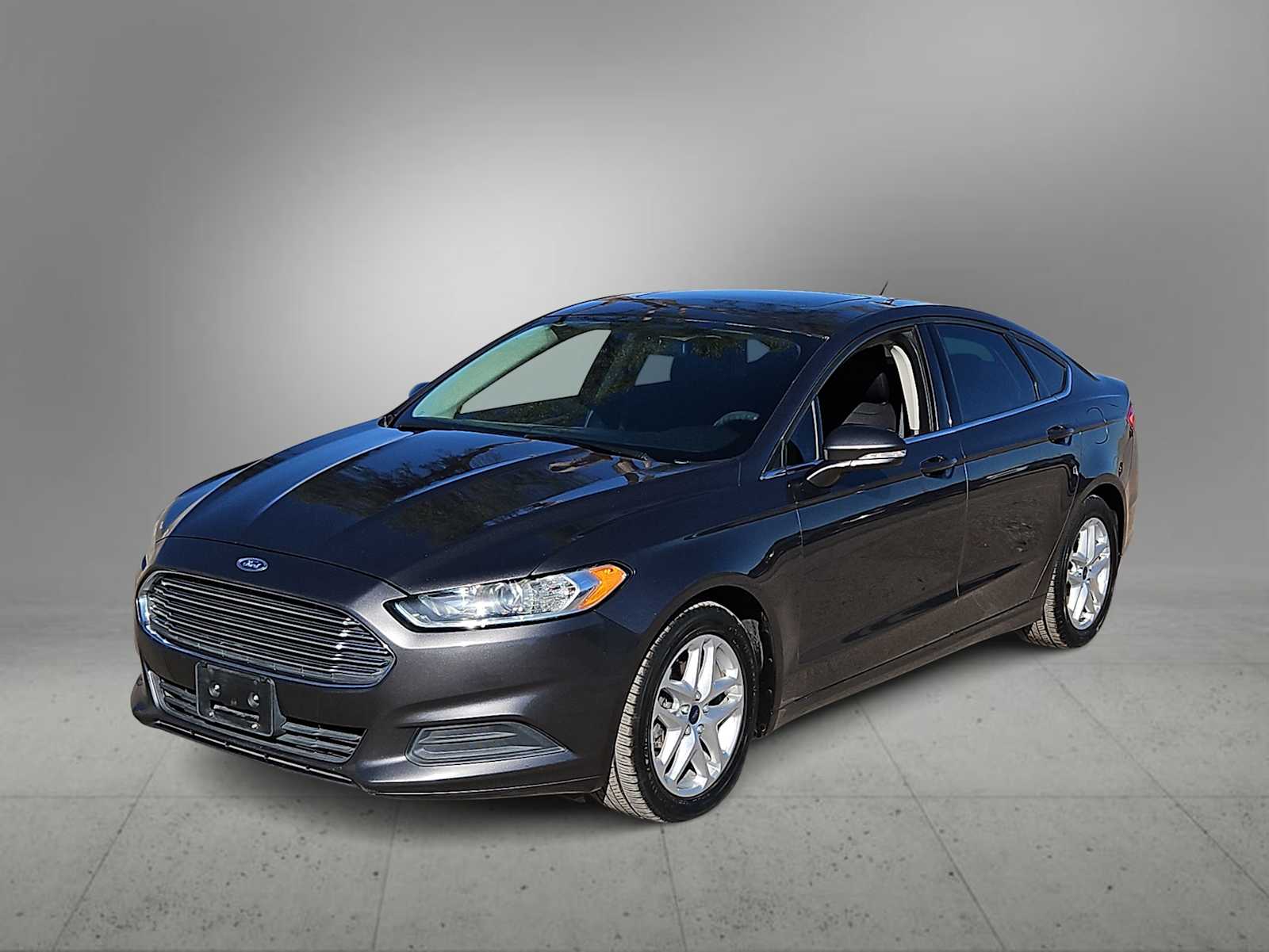Thumbnail: 2016 Ford Fusion - 4