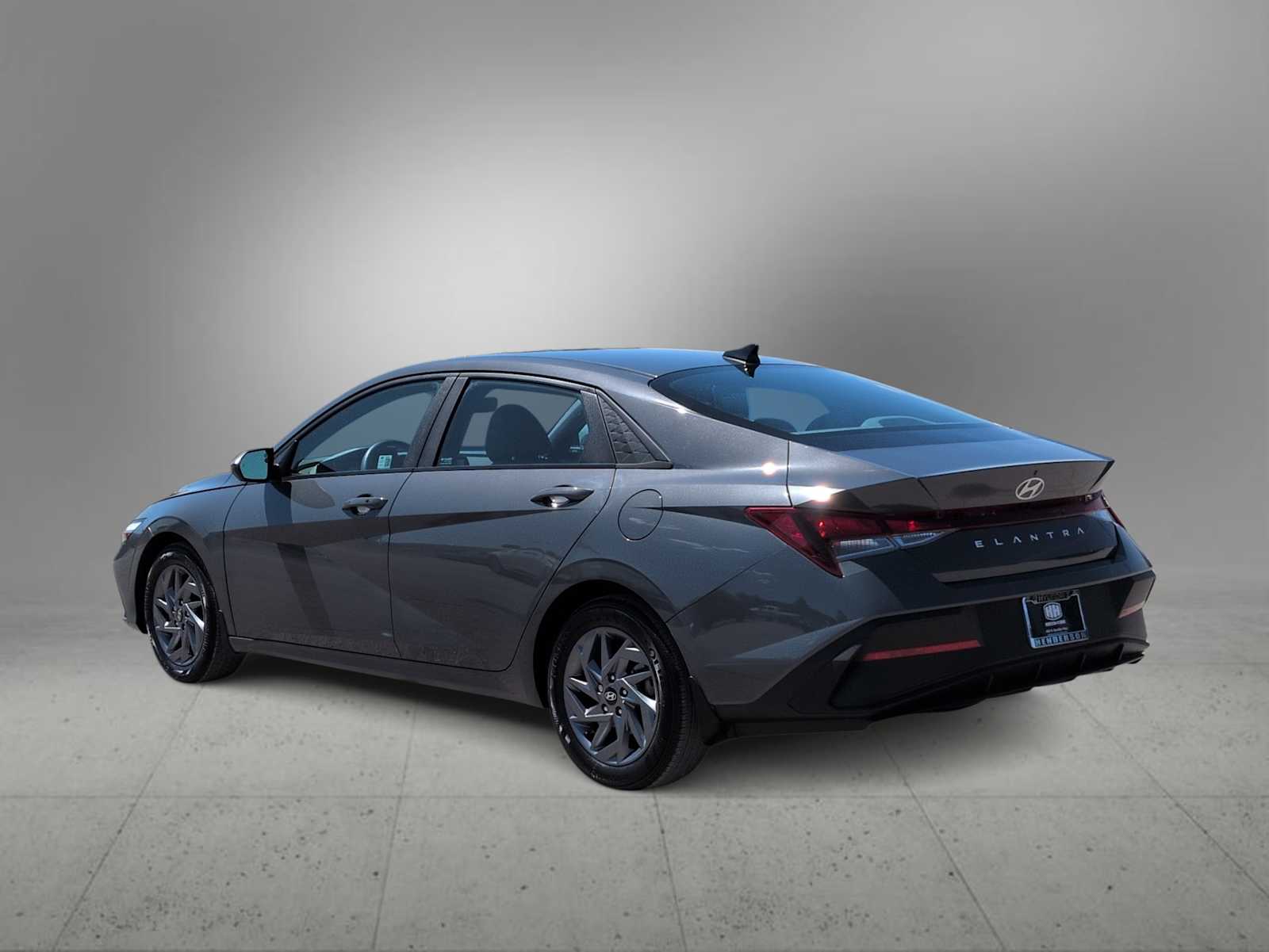 Thumbnail: 2024 Hyundai Elantra - 6