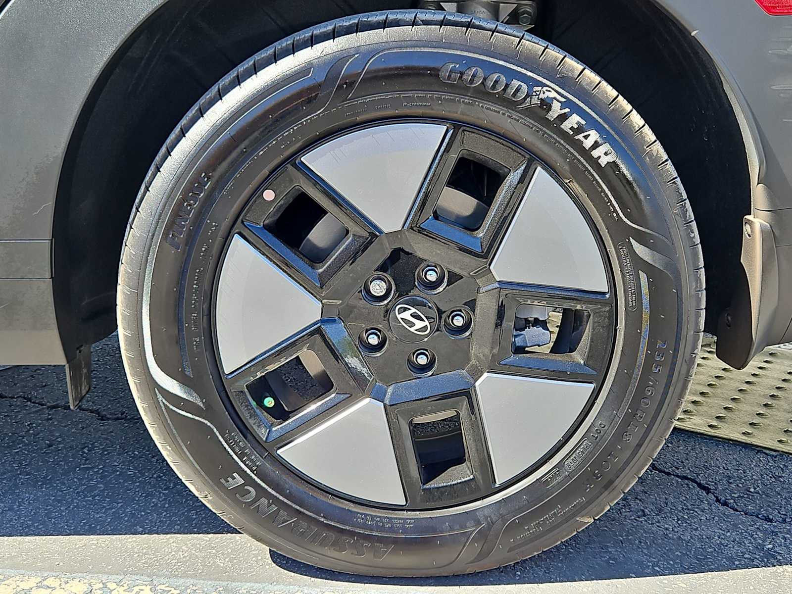 Thumbnail: 2026 Hyundai Santa Fe - 13