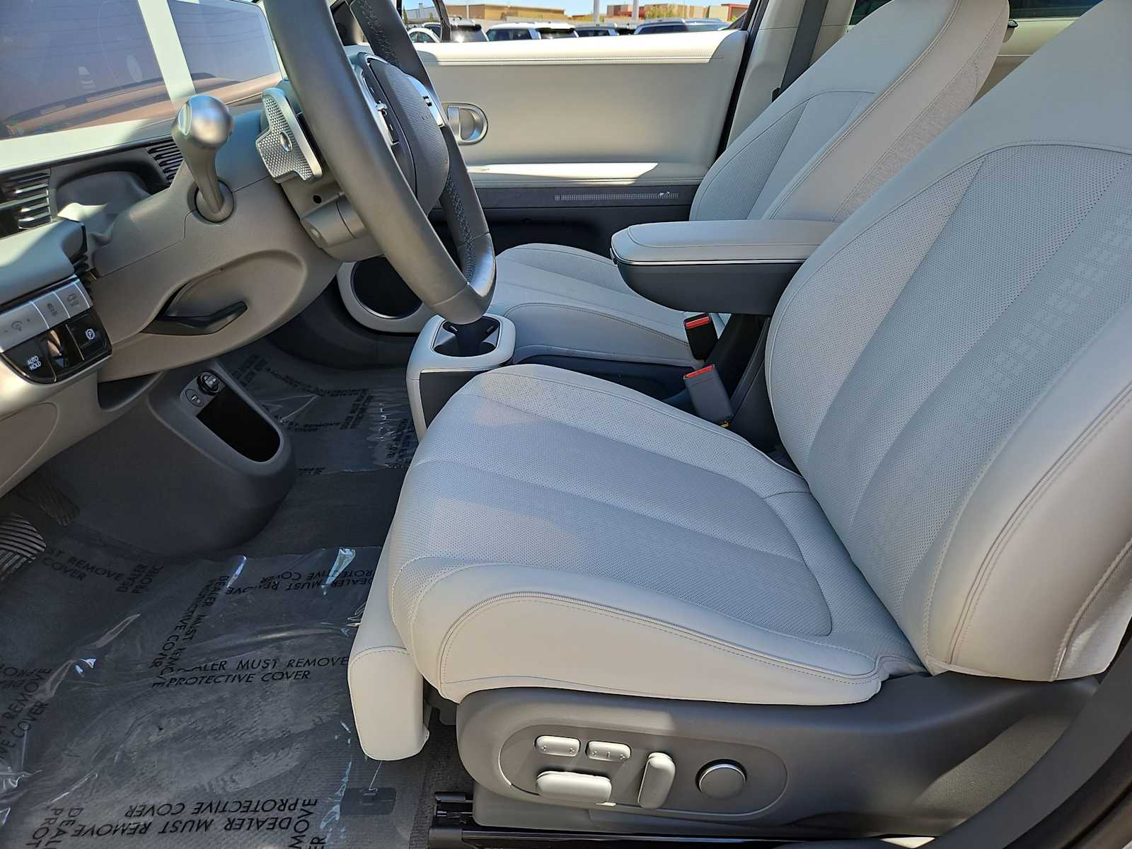 Thumbnail: 2024 Hyundai Ioniq 5 - 16