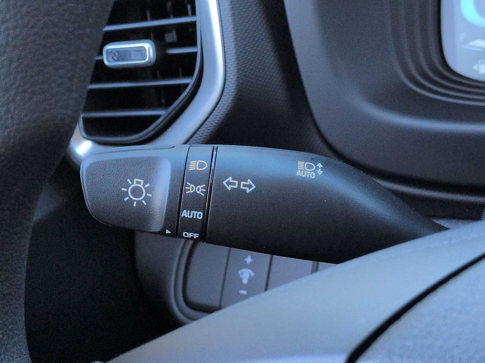 Thumbnail: 2026 Hyundai Venue - 26