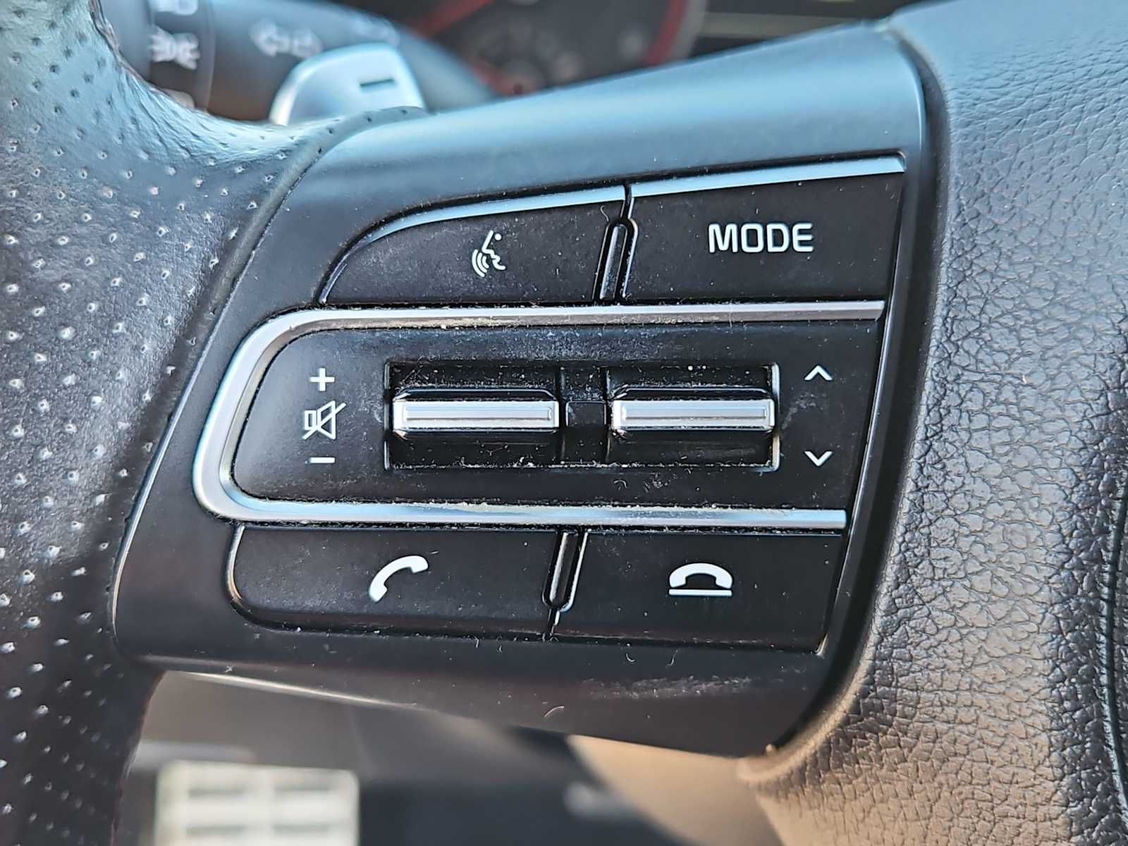 Thumbnail: 2019 Kia Stinger - 24