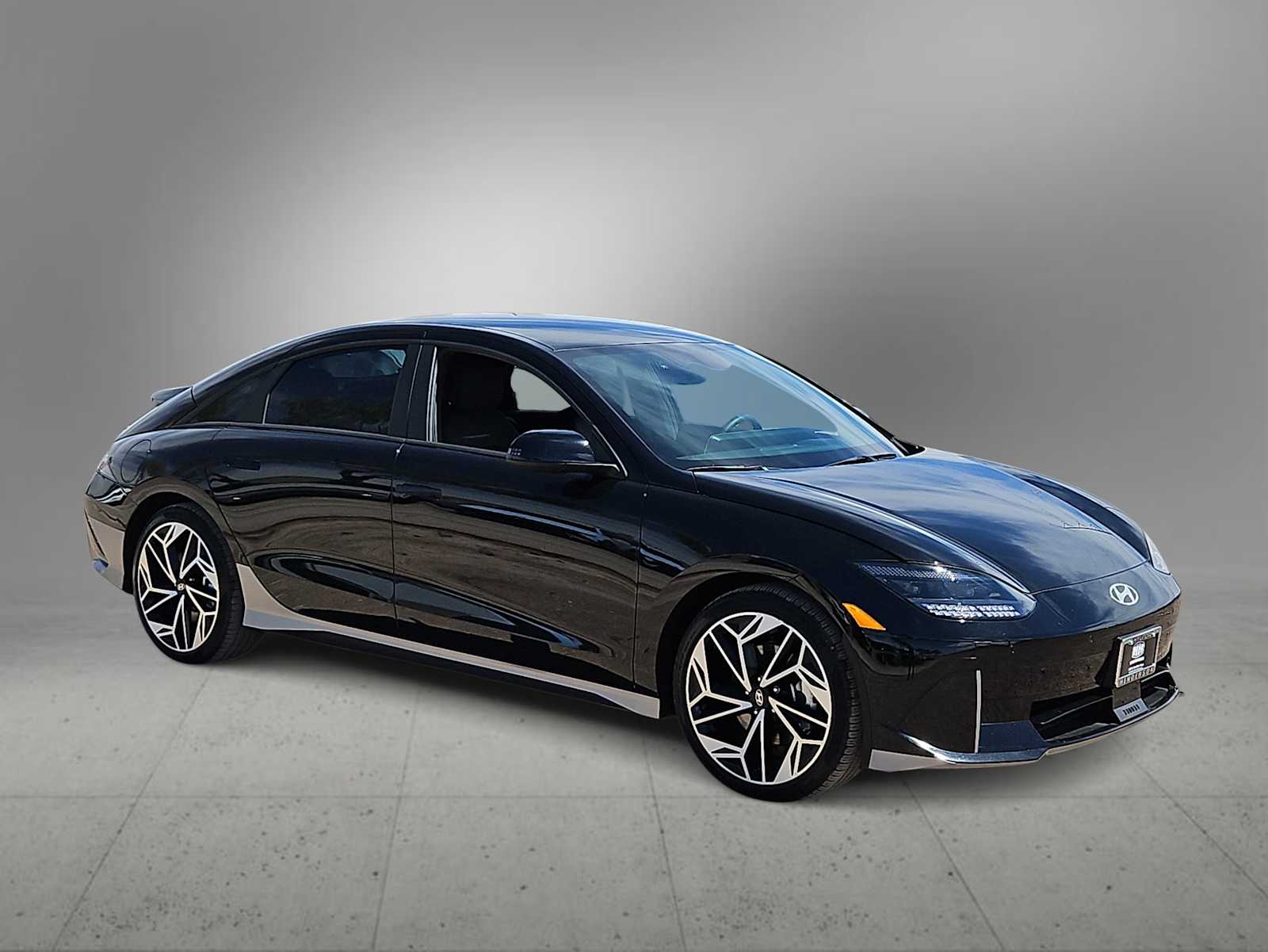 Thumbnail: 2024 Hyundai Ioniq 6 - 2