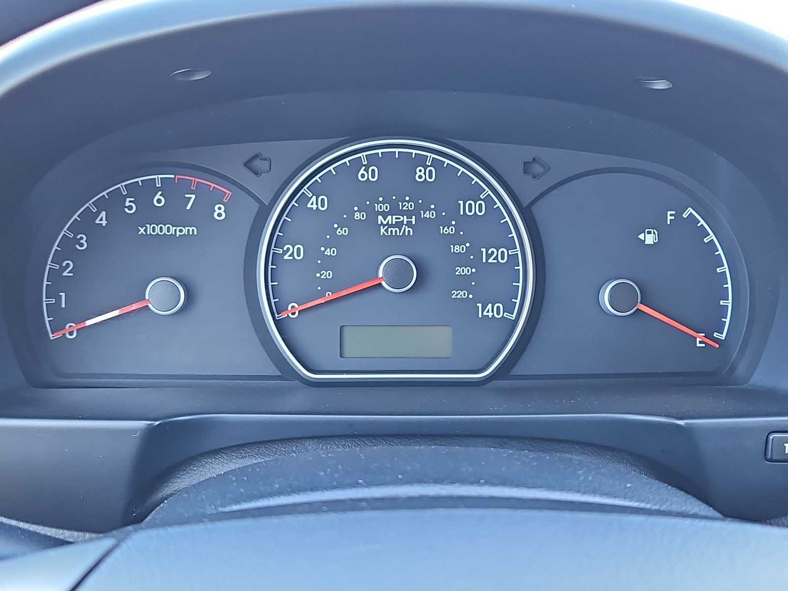 Thumbnail: 2010 Hyundai Elantra - 30