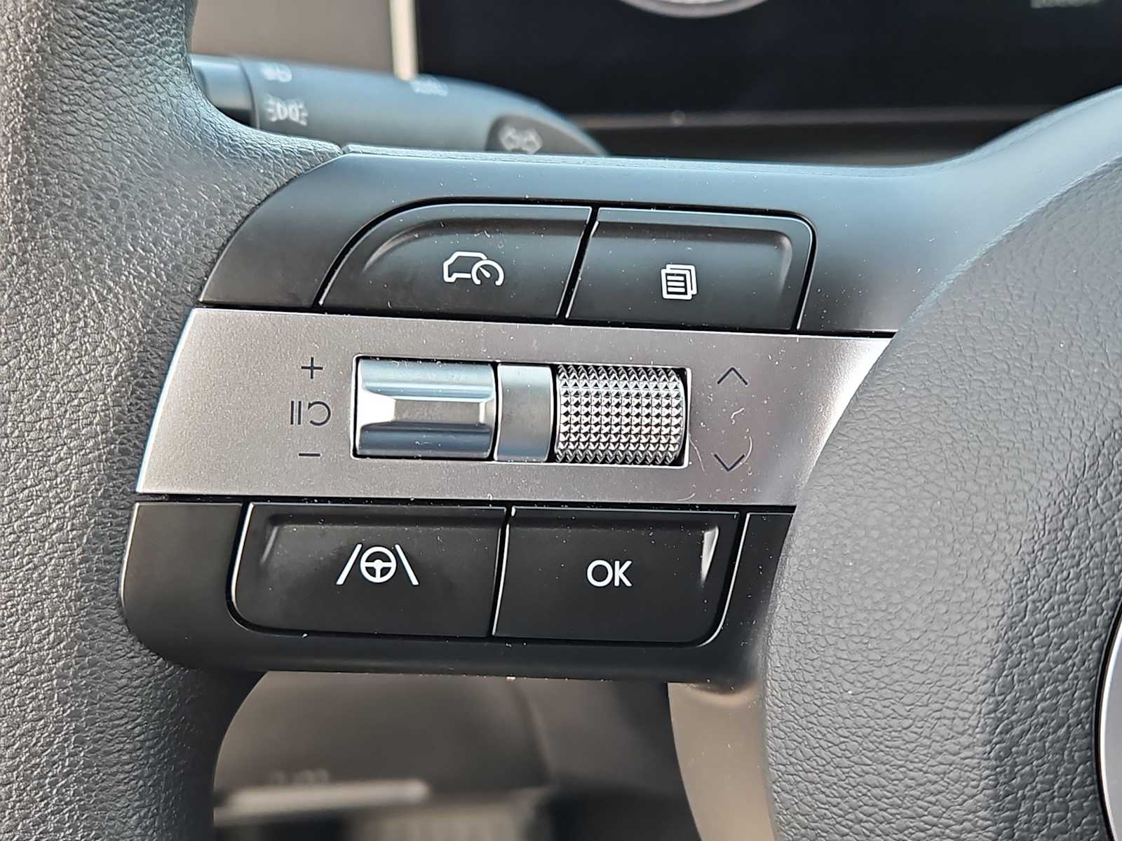 Thumbnail: 2025 Hyundai Santa Cruz - 24