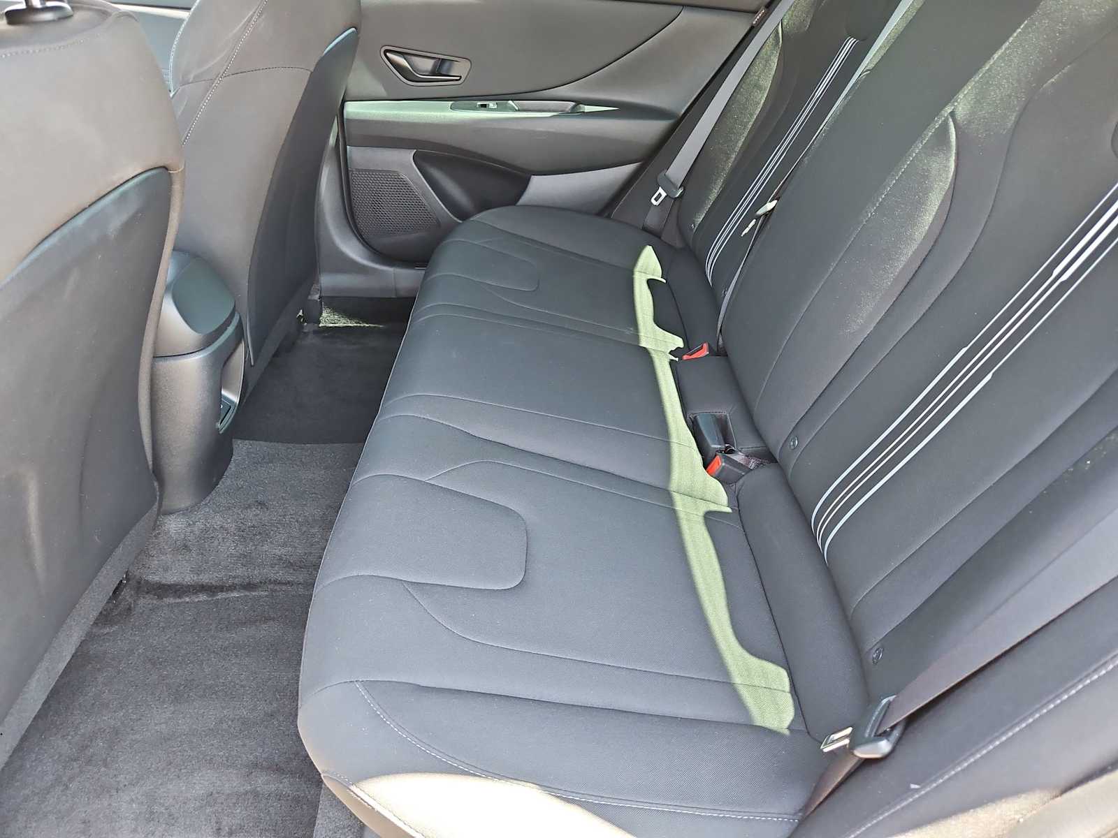 Thumbnail: 2025 Hyundai Elantra - 17