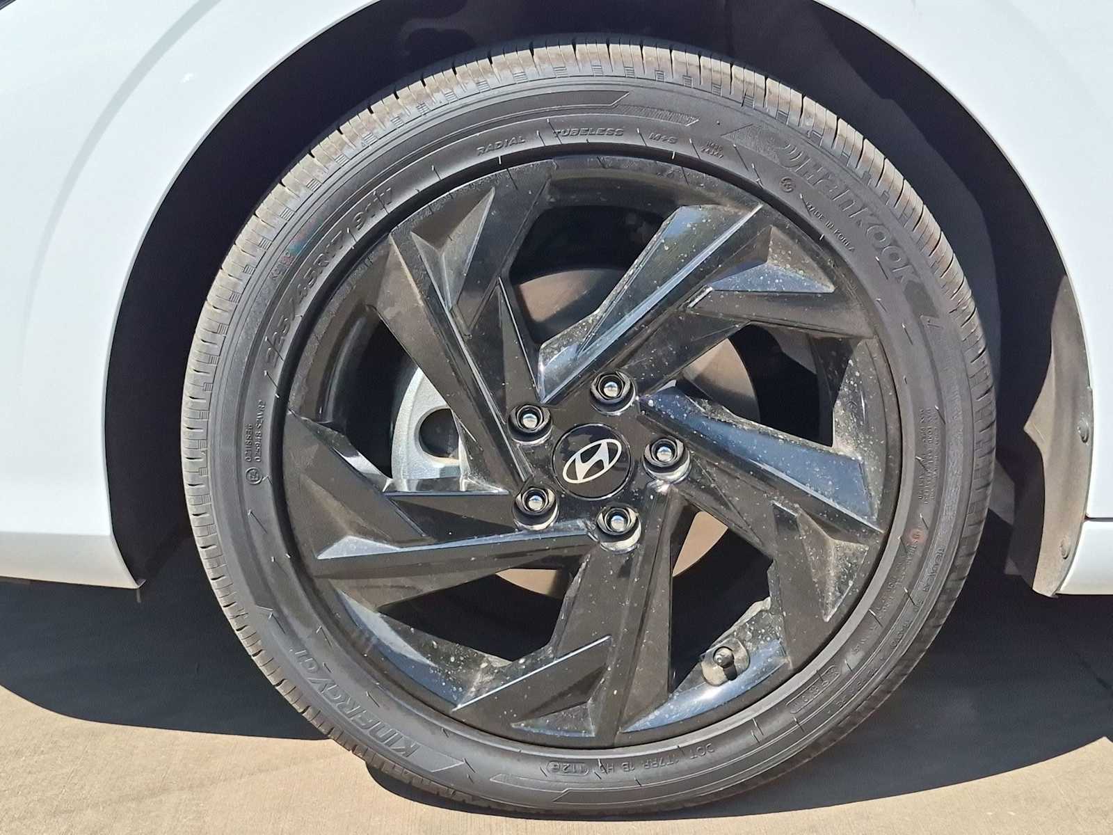 Thumbnail: 2026 Hyundai Elantra - 13