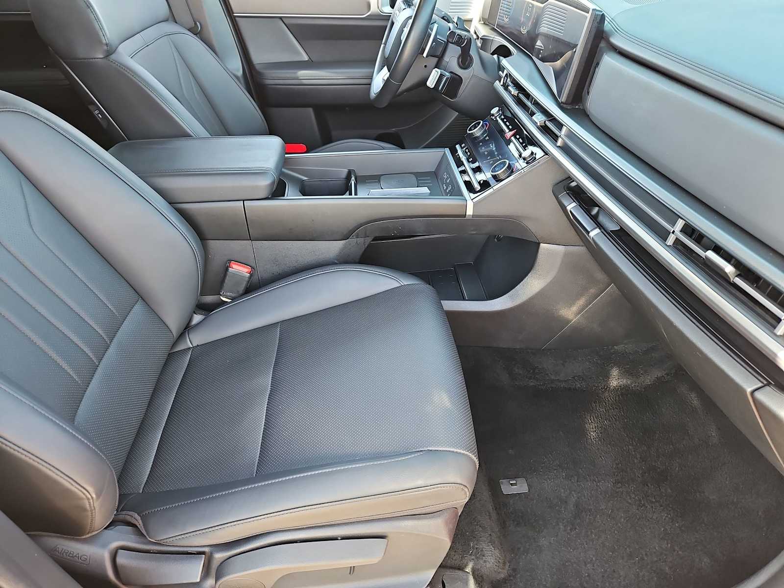 Thumbnail: 2025 Hyundai Santa Fe - 21