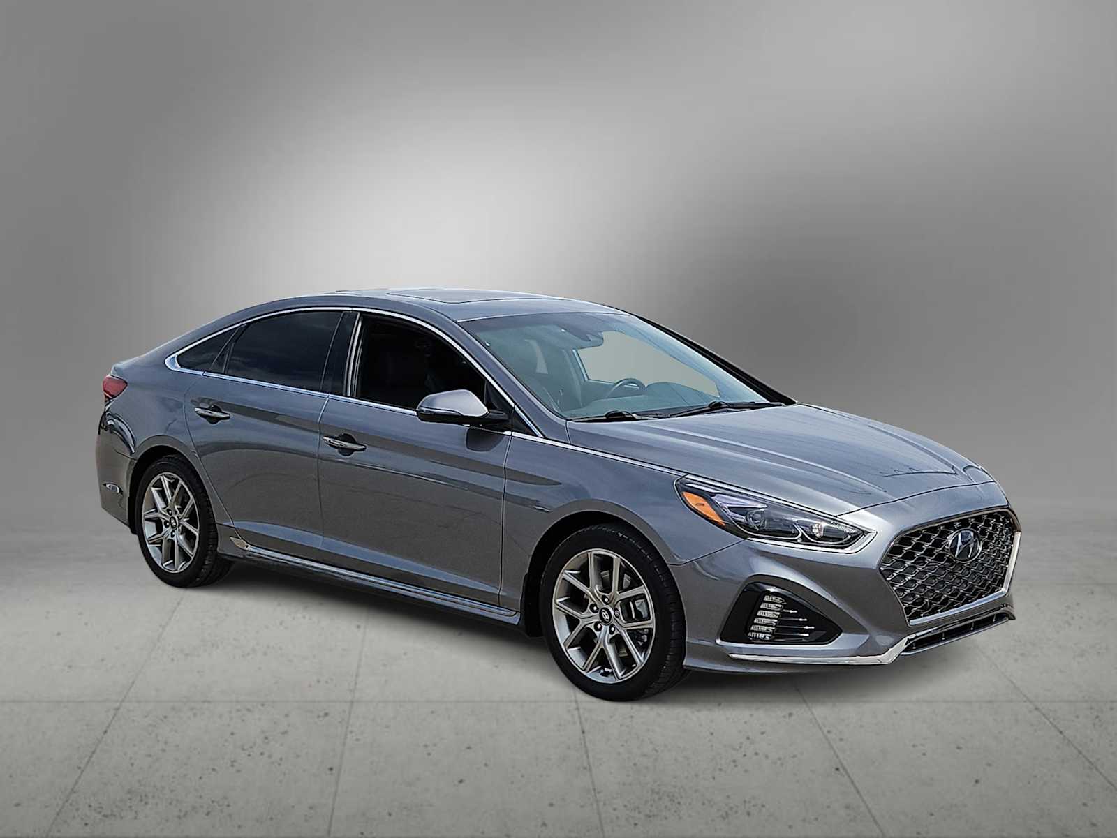 Thumbnail: 2018 Hyundai Sonata - 2