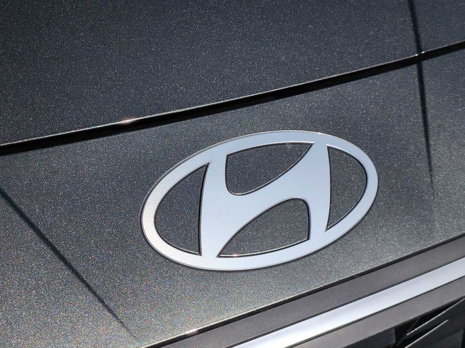 Thumbnail: 2025 Hyundai Elantra - 12