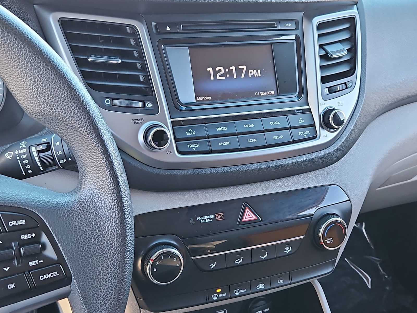 Thumbnail: 2016 Hyundai Tucson - 28