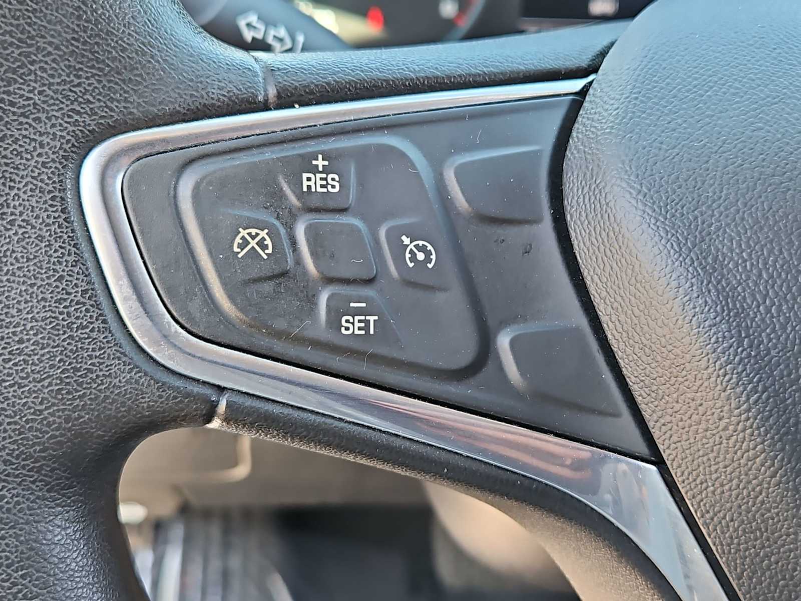 2018 Chevrolet Malibu LS 21