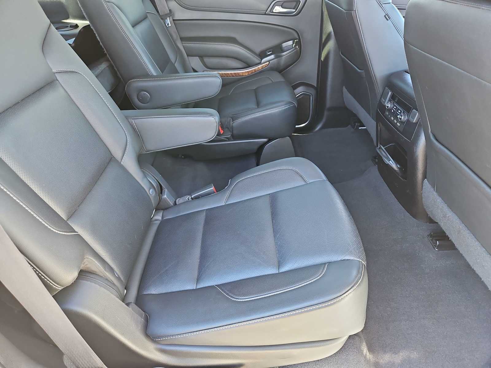 Thumbnail: 2019 Chevrolet Tahoe - 22