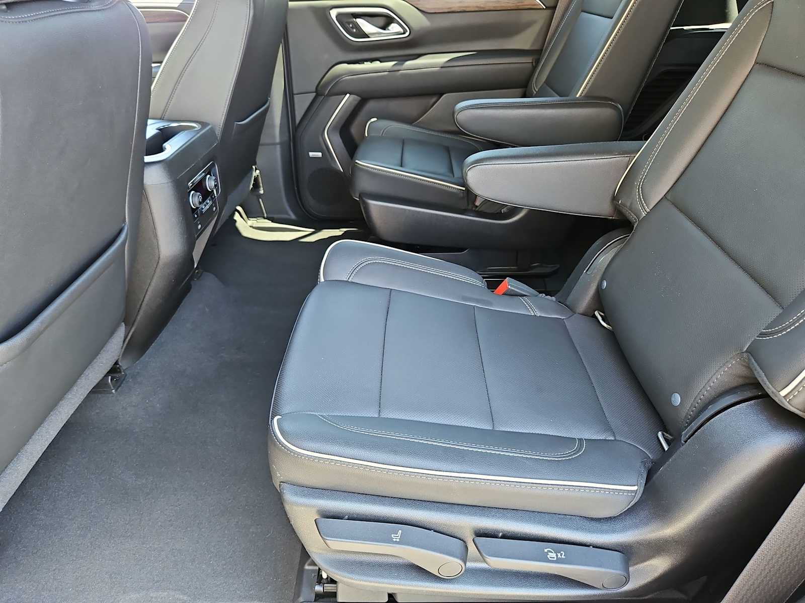 Thumbnail: 2021 Chevrolet Tahoe - 20