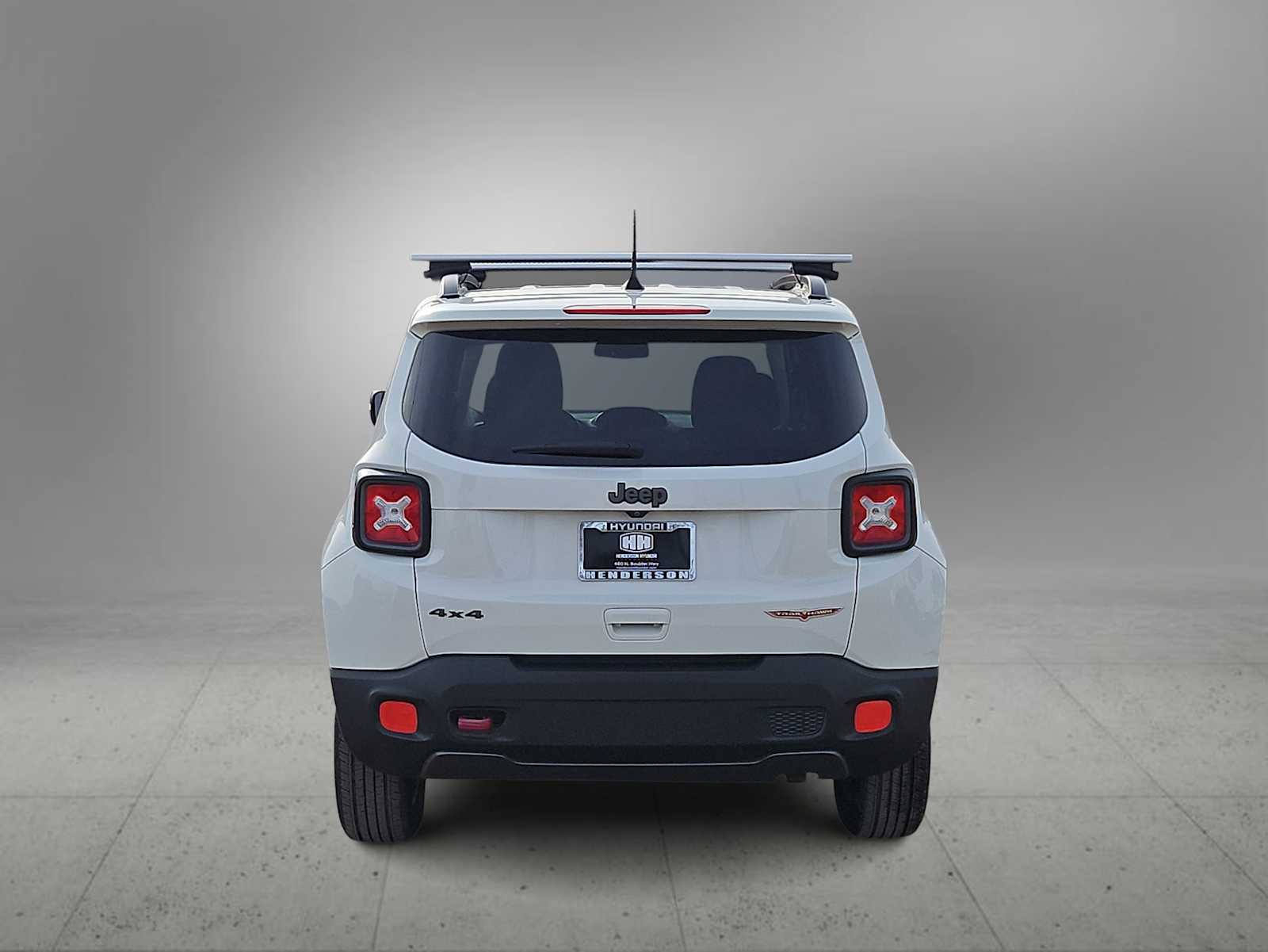 Thumbnail: 2018 Jeep Renegade - 7