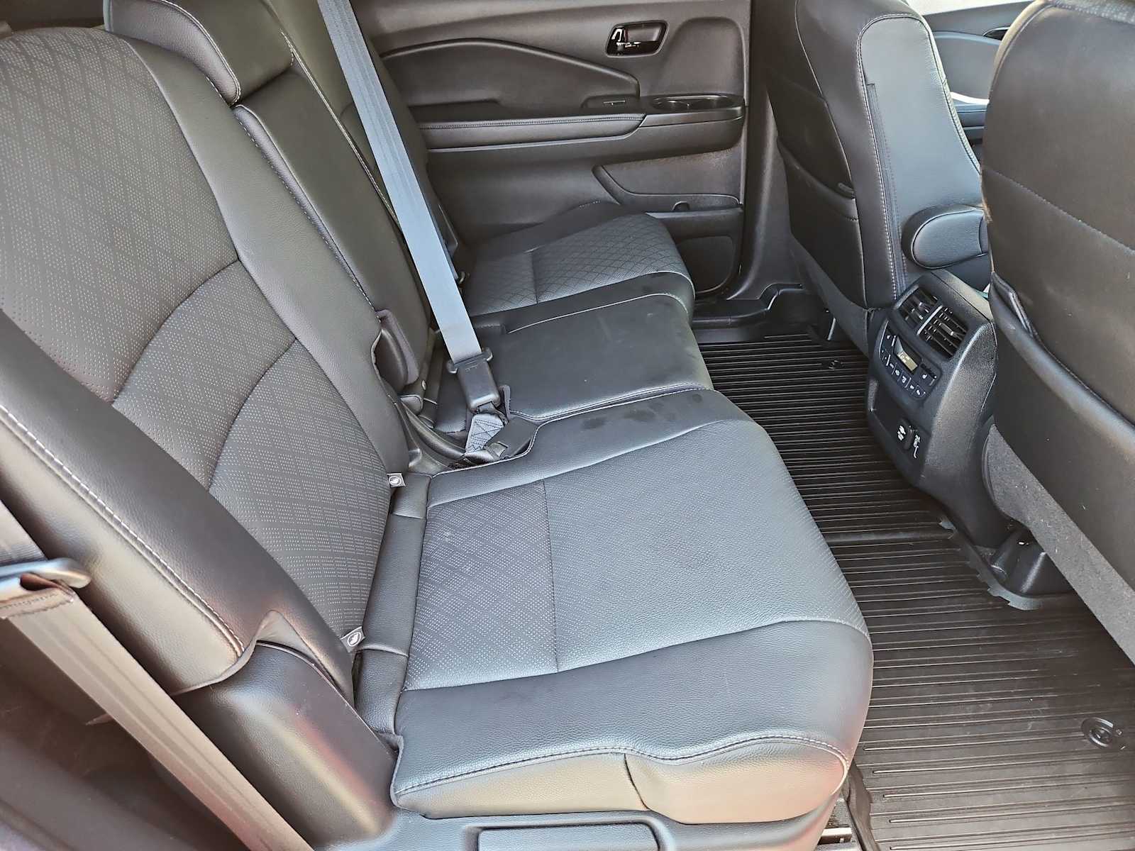 Thumbnail: 2022 Honda Passport - 21