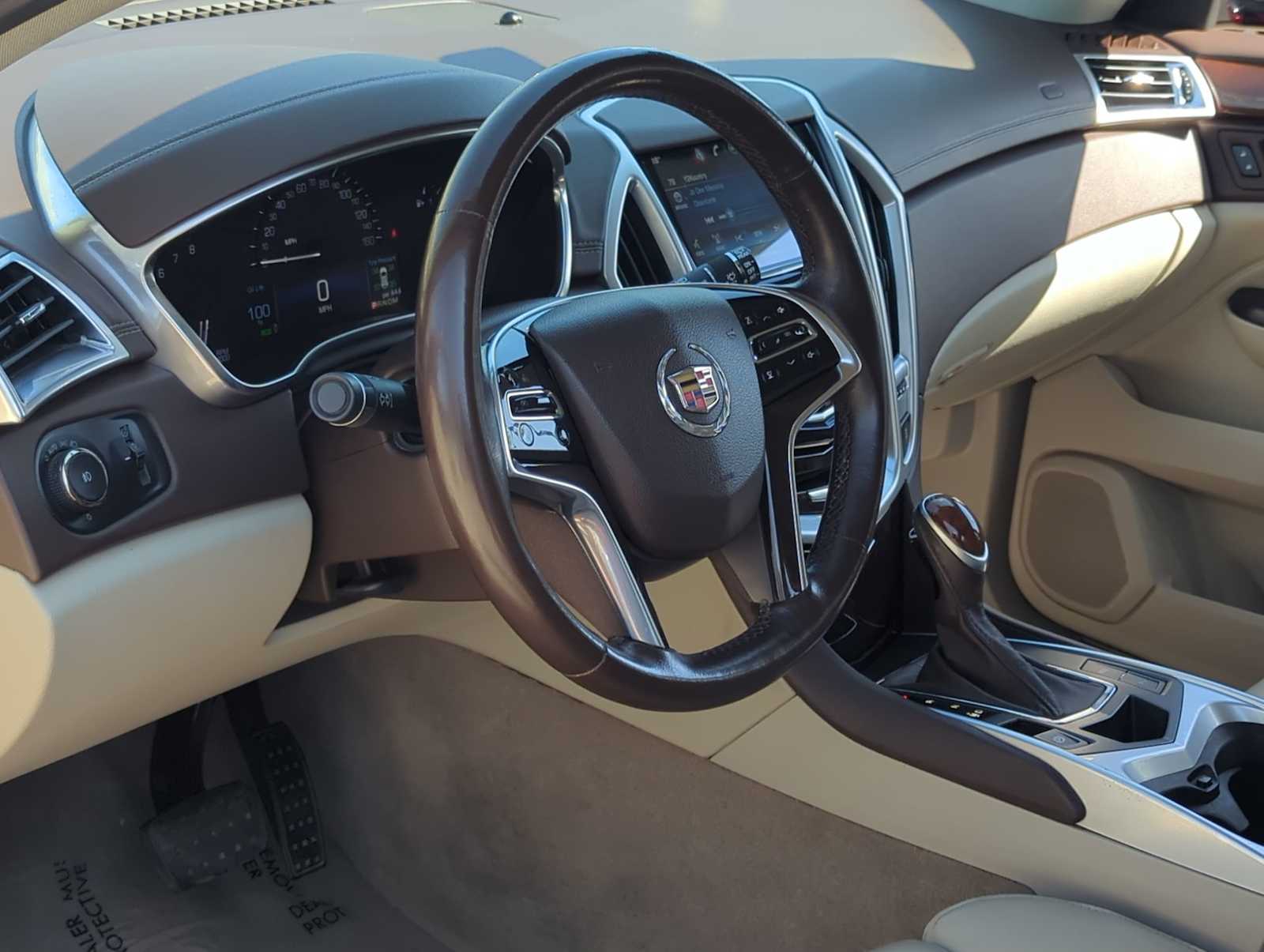 Thumbnail: 2016 Cadillac SRX - 10