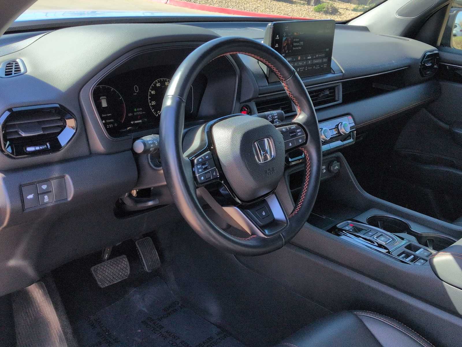 Thumbnail: 2024 Honda Pilot - 10