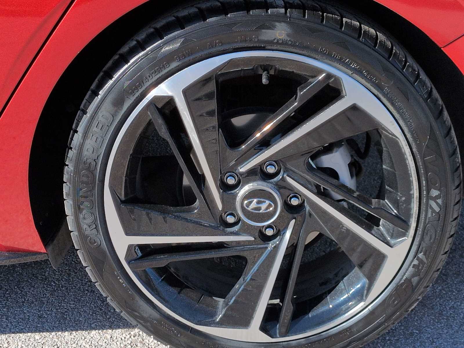 Thumbnail: 2022 Hyundai Elantra - 14