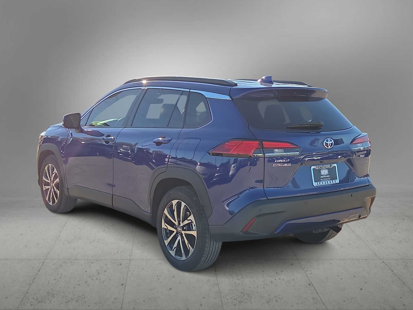 Thumbnail: 2023 Toyota Corolla Cross - 6