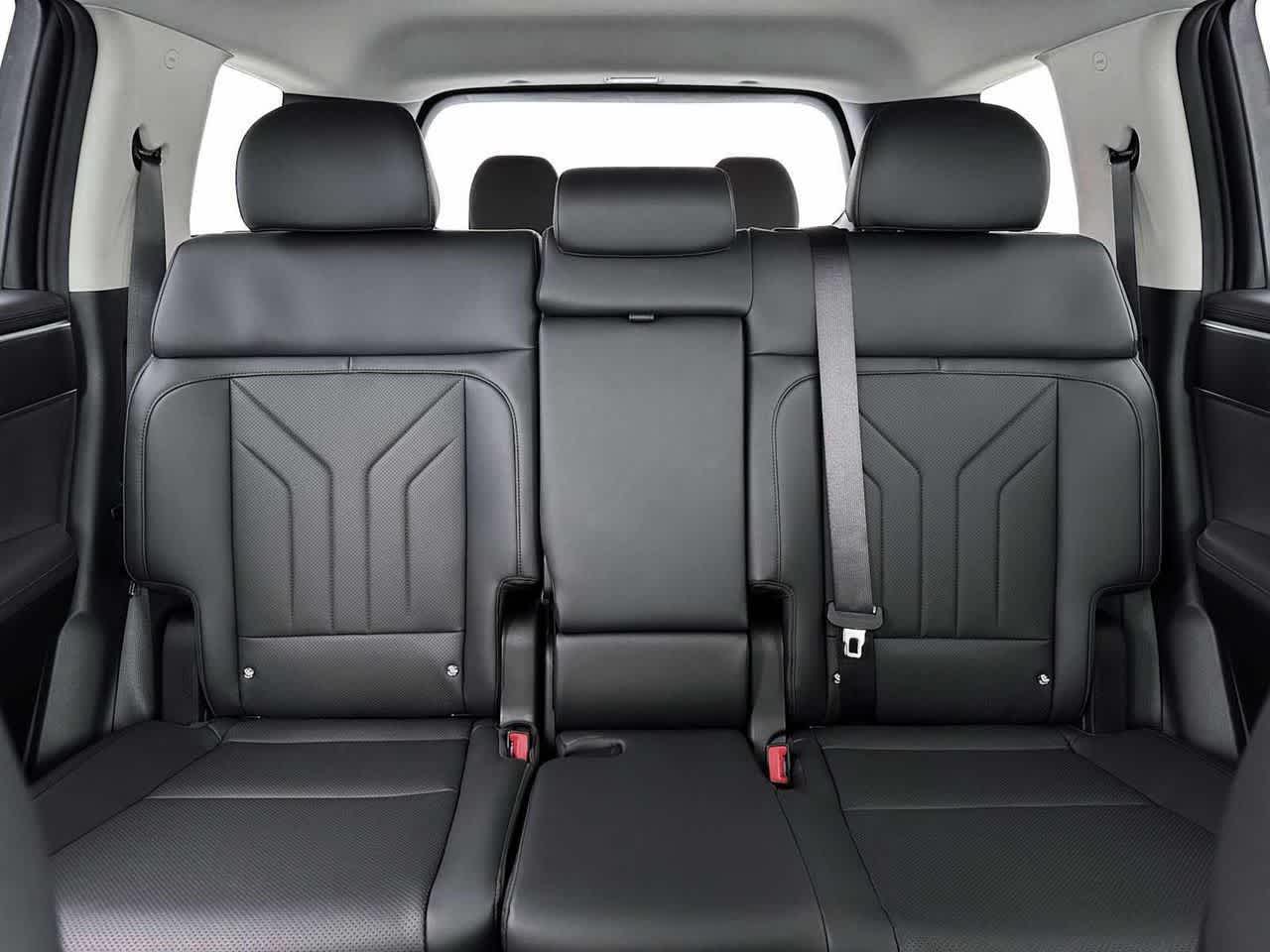 Thumbnail: 2026 Hyundai Santa Fe - 16