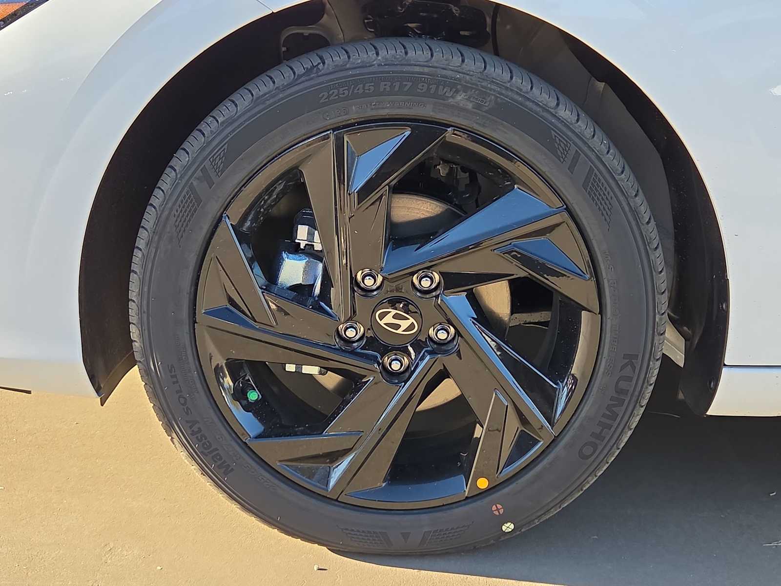 Thumbnail: 2026 Hyundai Elantra - 13