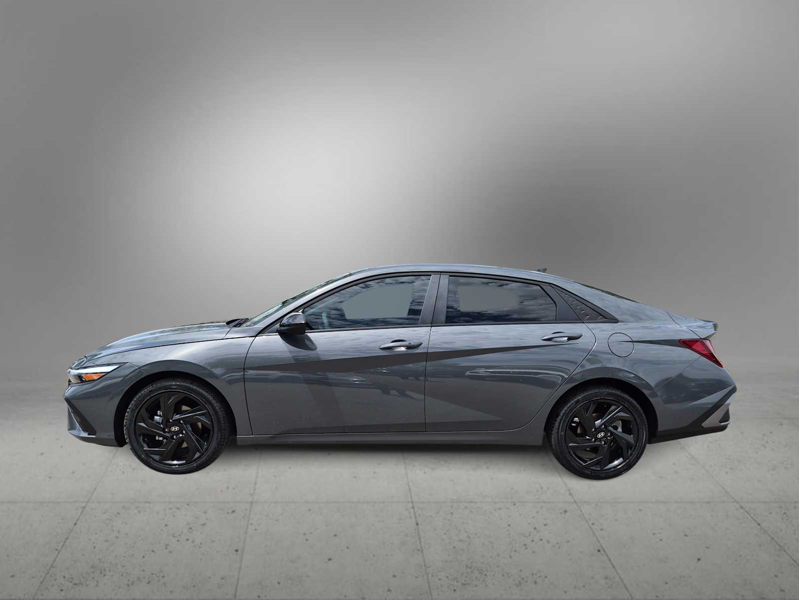 Thumbnail: 2026 Hyundai Elantra - 4