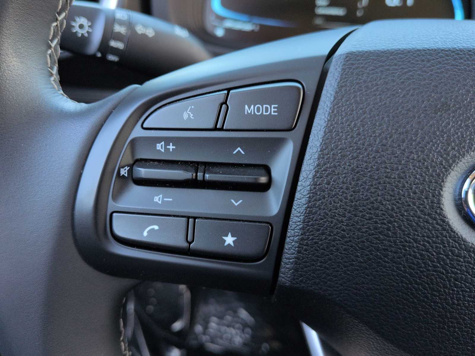 Thumbnail: 2026 Hyundai Venue - 24