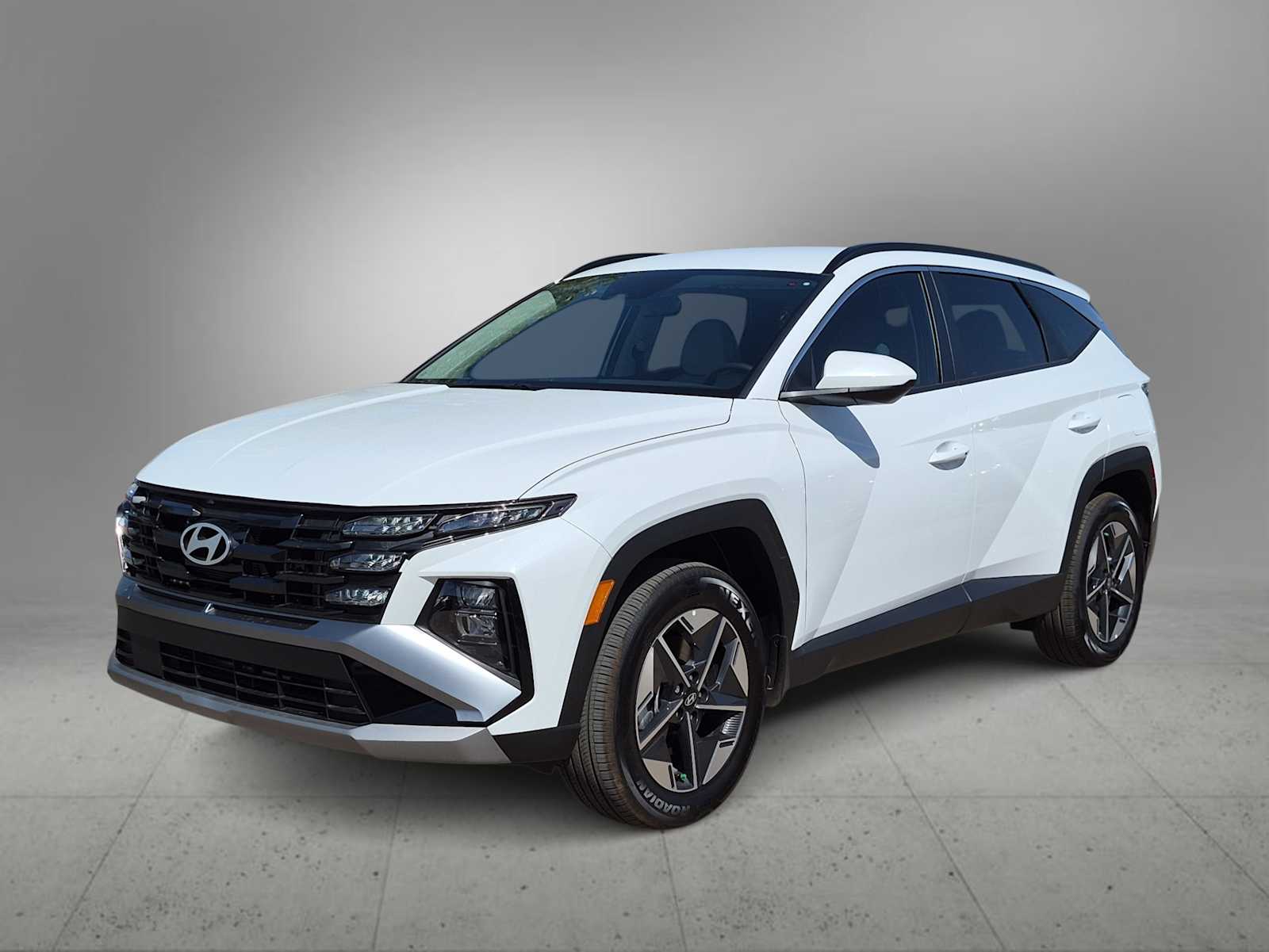 Thumbnail: 2026 Hyundai Tucson - 4