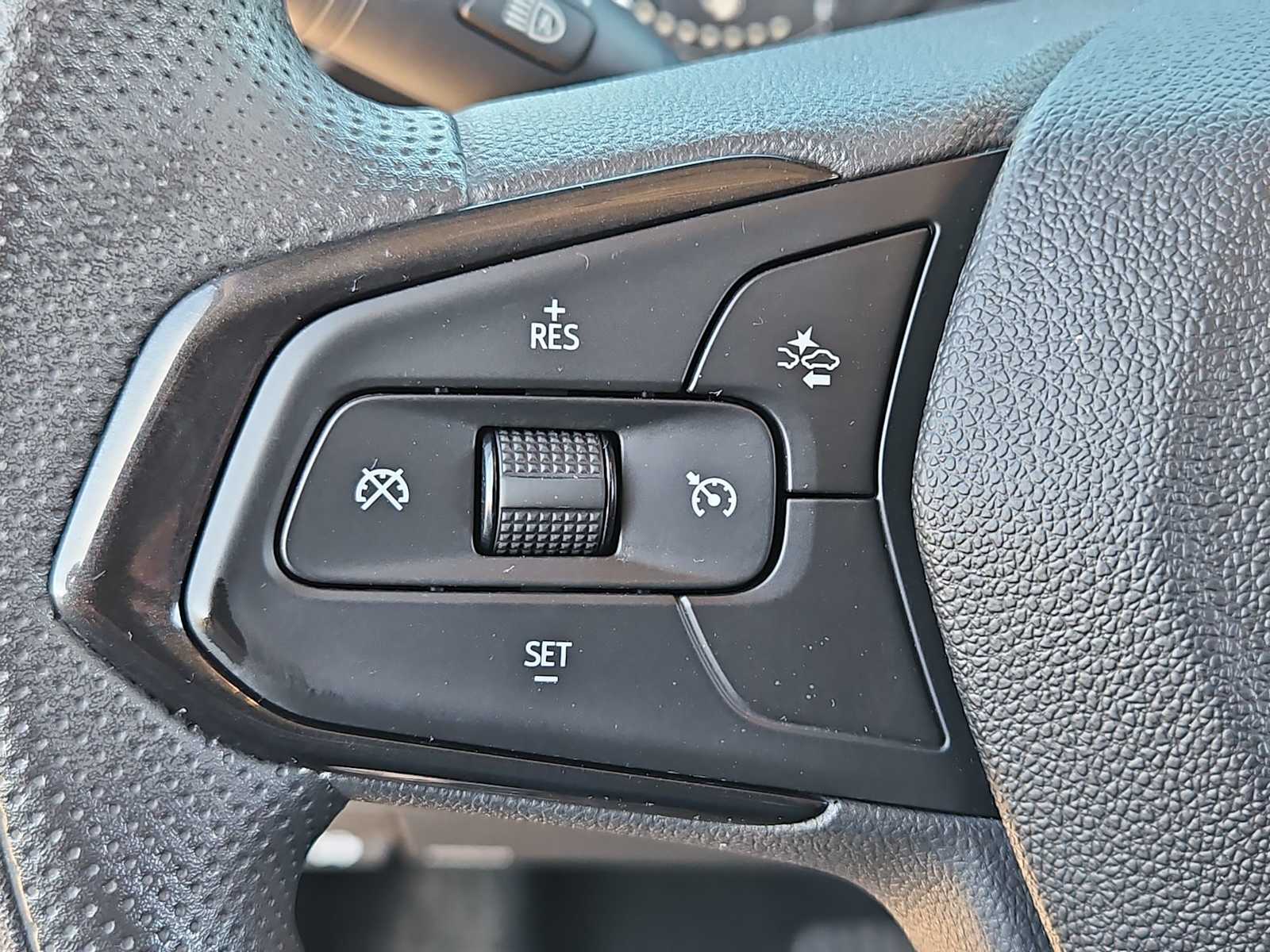 Thumbnail: 2021 Chevrolet TrailBlazer - 24