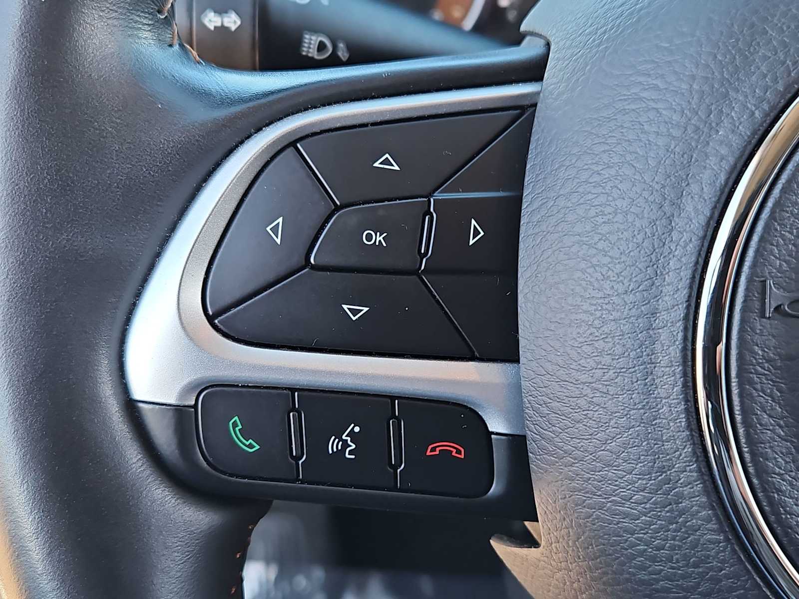 Thumbnail: 2018 Jeep Compass - 24