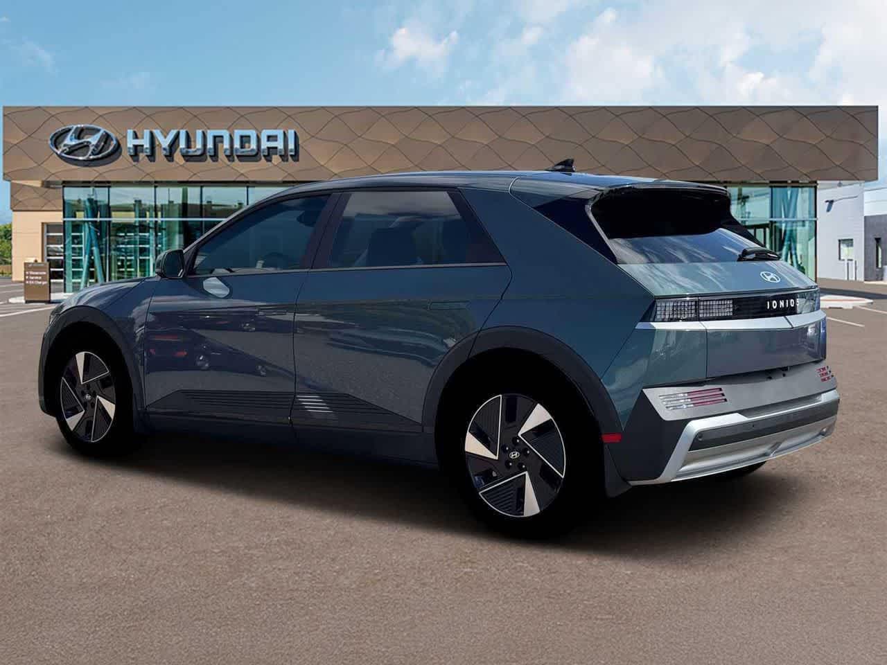 Thumbnail: 2026 Hyundai Ioniq 5 - 4