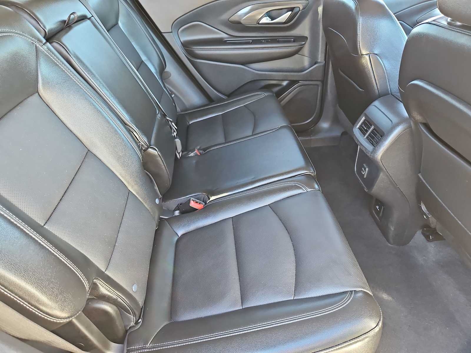 Thumbnail: 2022 GMC Terrain - 21