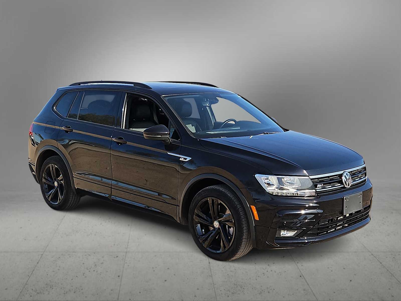 Thumbnail: 2021 Volkswagen Tiguan - 2