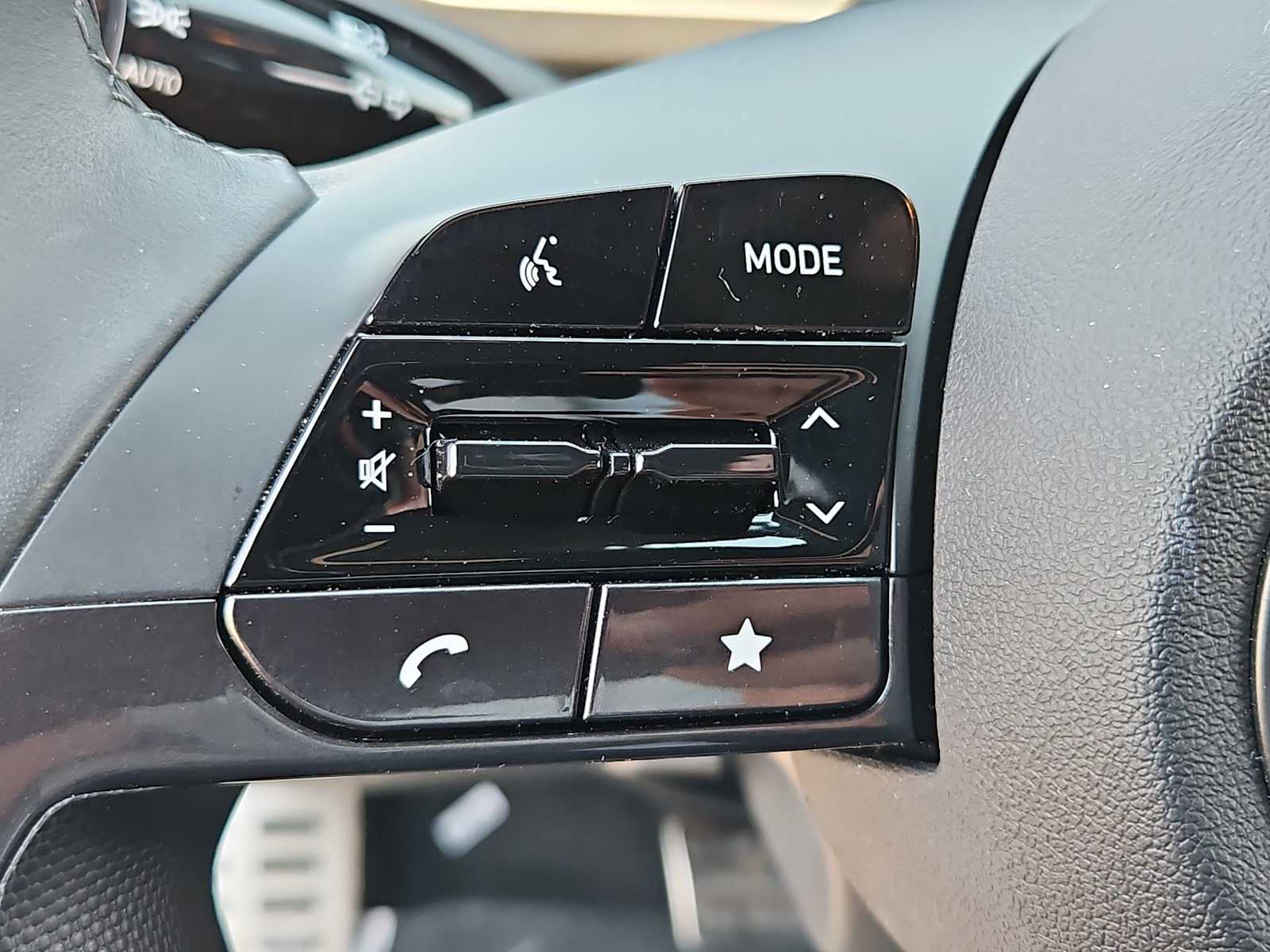 Thumbnail: 2025 Hyundai Elantra - 21